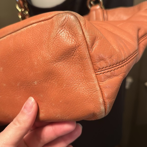 Coach Madison - Picture 4 of 15